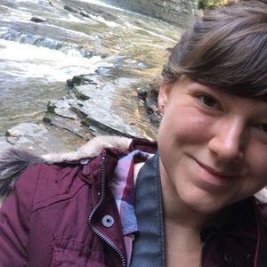 Meet your Posher, Elizabeth